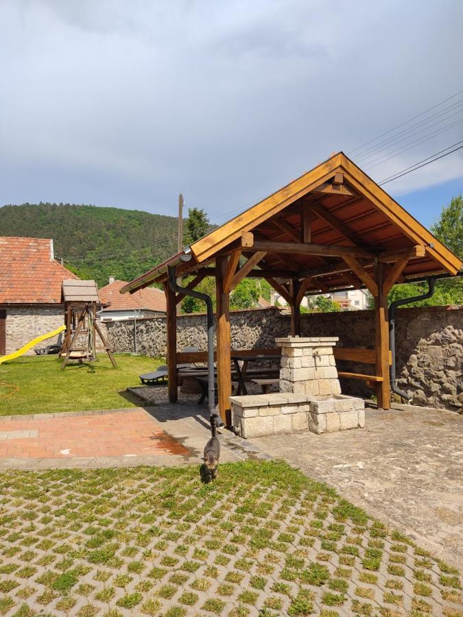 Boldogkohaz Hotel Boldogkovaralja Luaran gambar